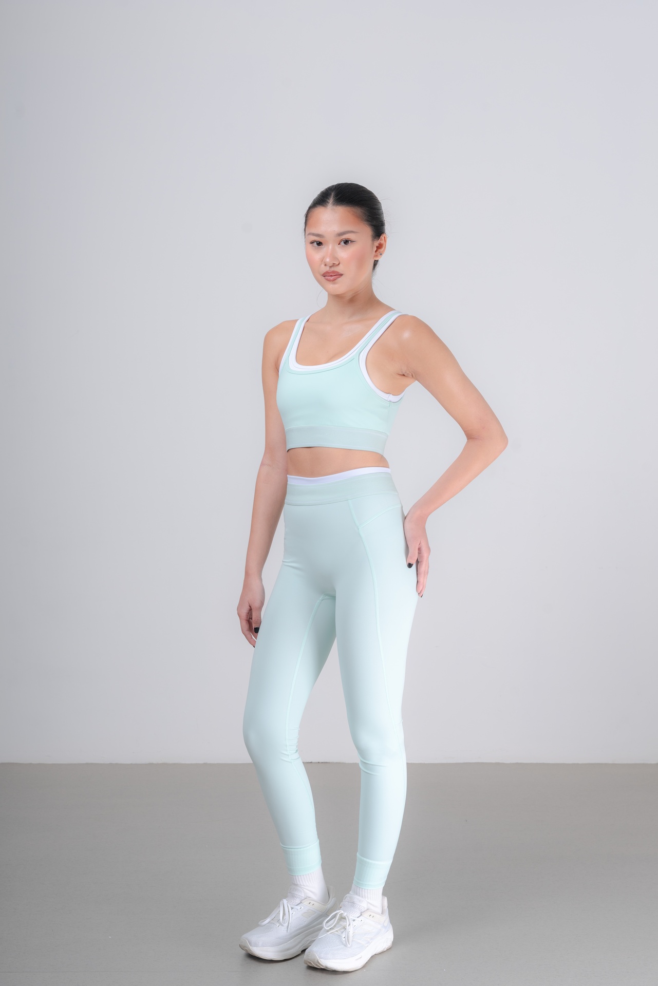 [33P01-0001-BBE] Kayla Set